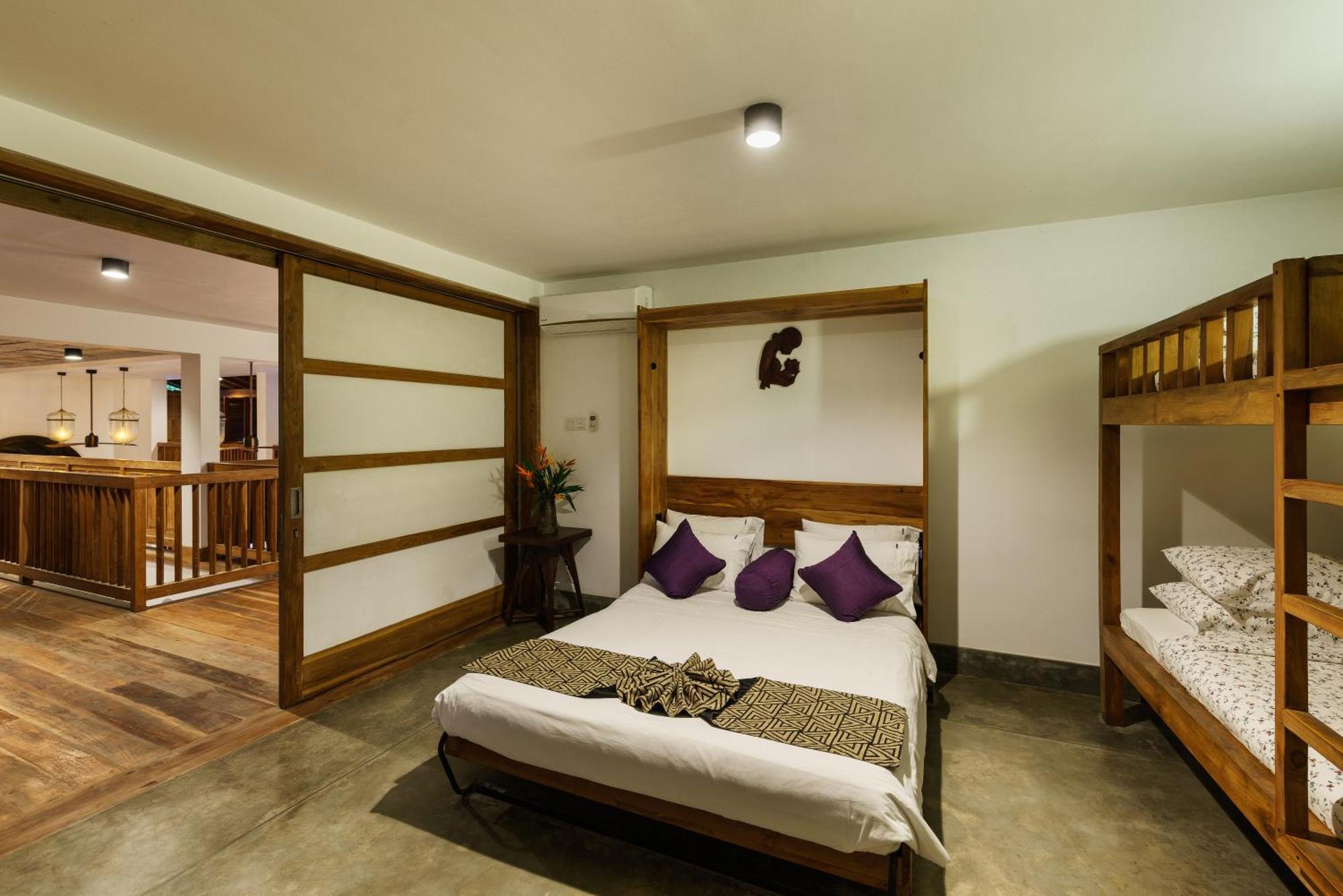 Royal Indigo Villa أونا واتونا المظهر الخارجي الصورة