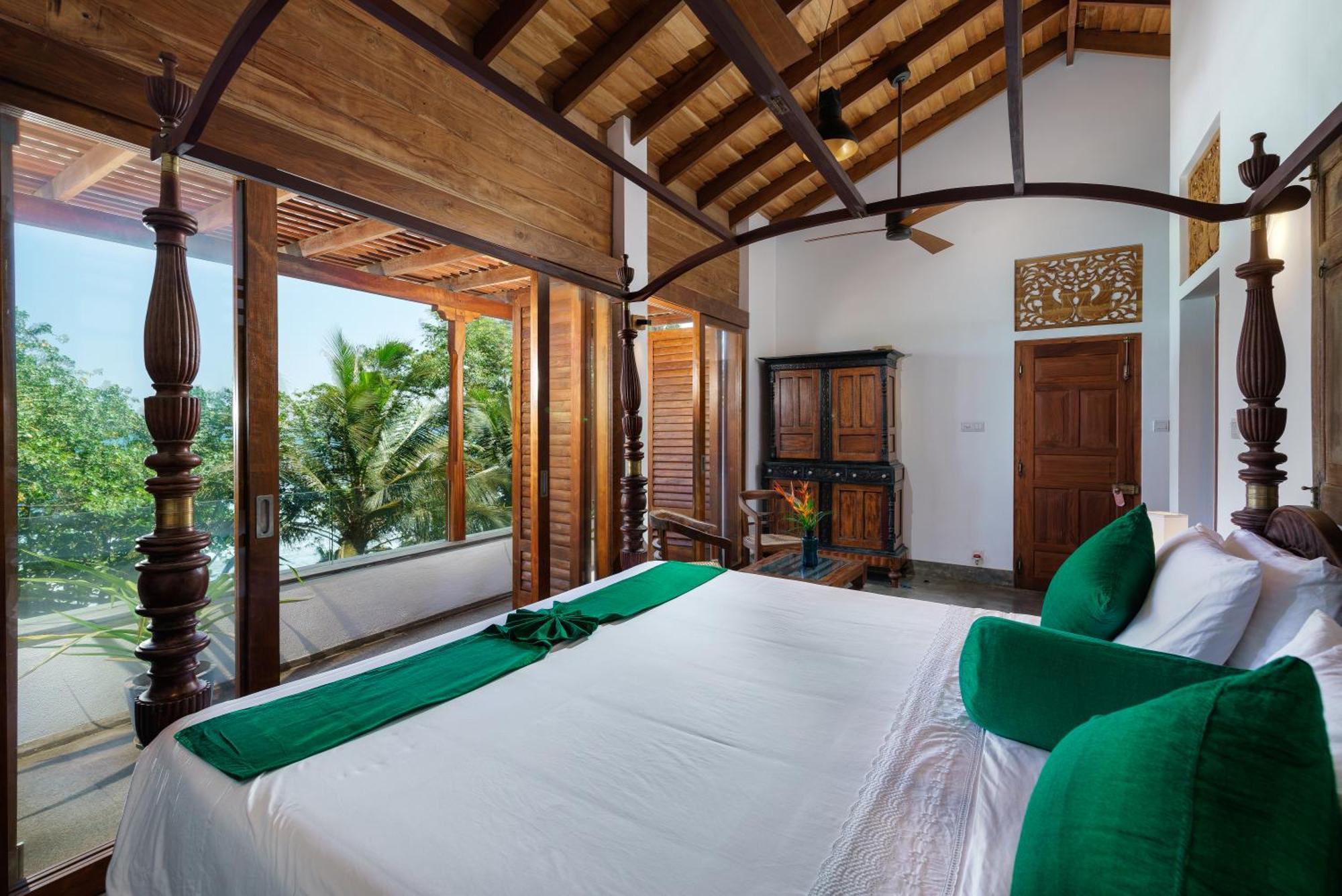 Royal Indigo Villa أونا واتونا المظهر الخارجي الصورة